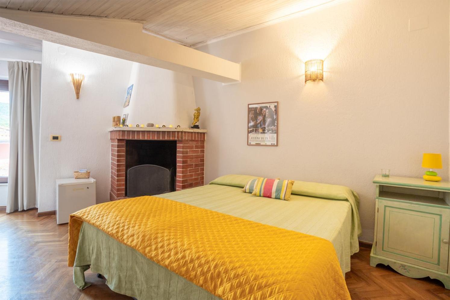 Maxi Paradiso - Guest House A Due Passi Dal Lago Trasimeno Torricella  Exterior photo