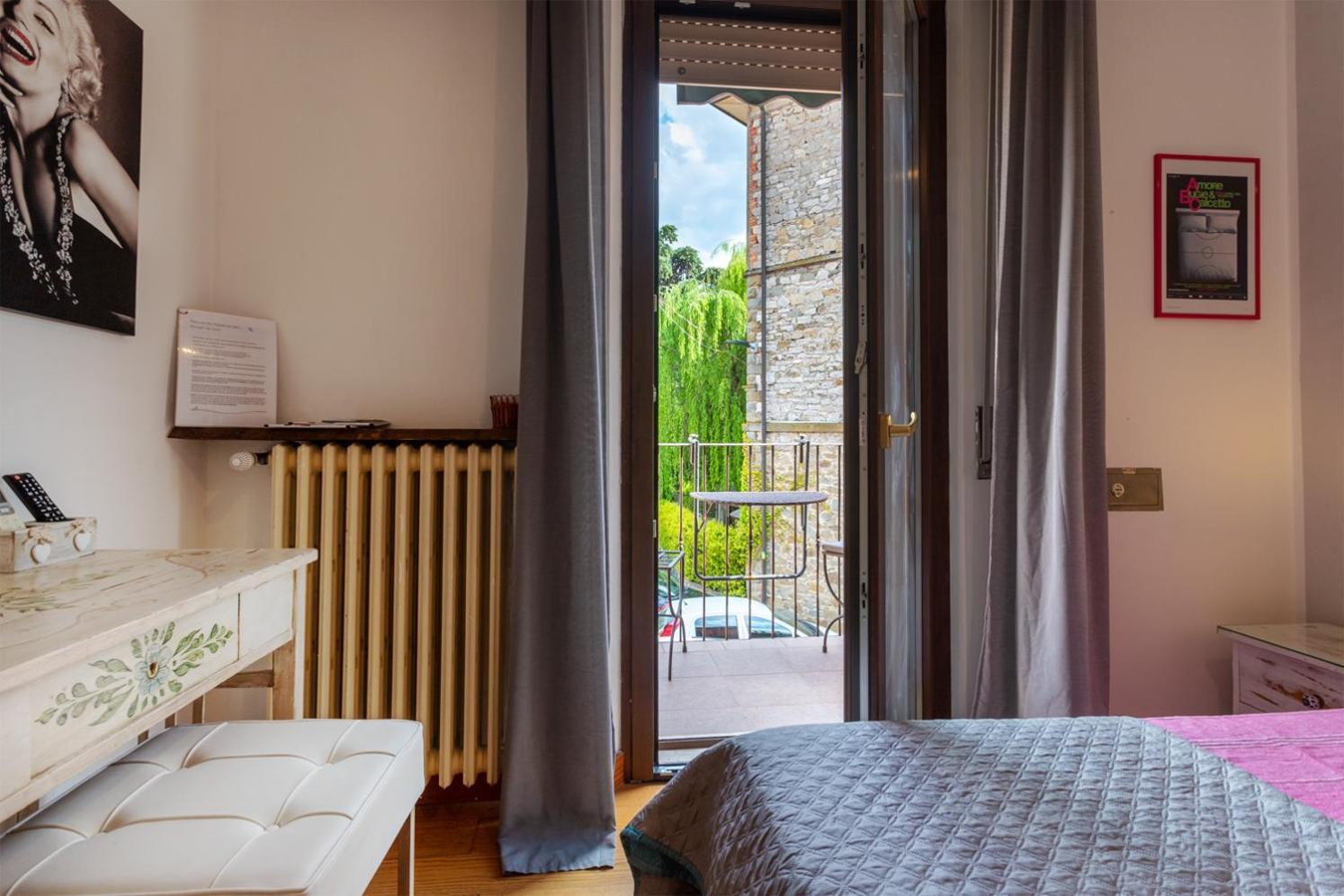 Maxi Paradiso - Guest House A Due Passi Dal Lago Trasimeno Torricella  Exterior photo